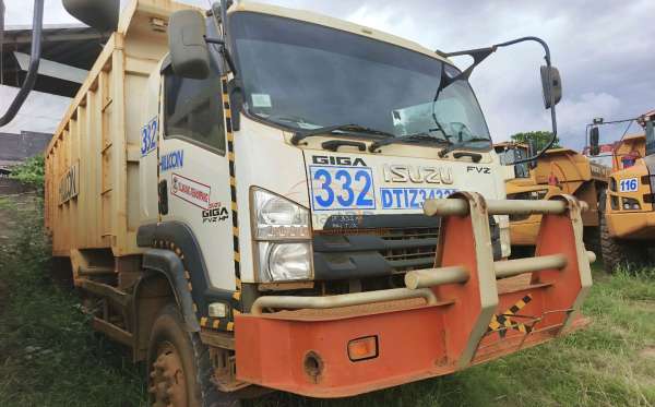 ISUZU  FVZ34 U