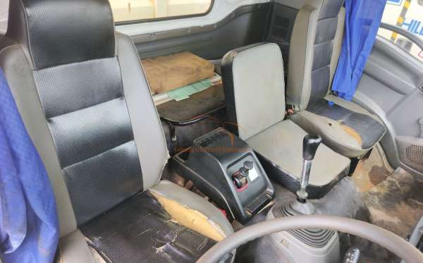 ISUZU  FVZ34 U