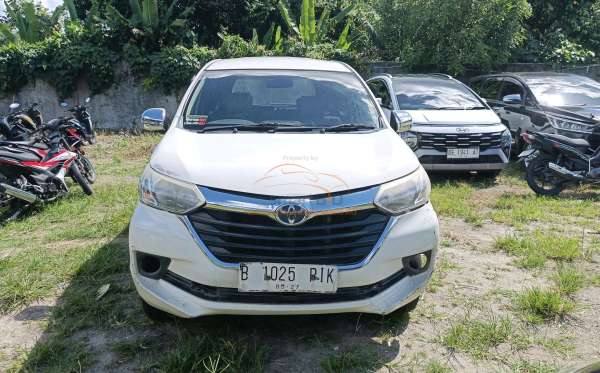 TOYOTA  AVANZA  1.3 G