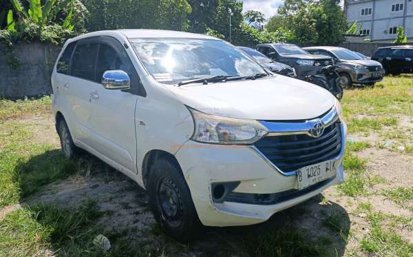TOYOTA  AVANZA  1.3 G