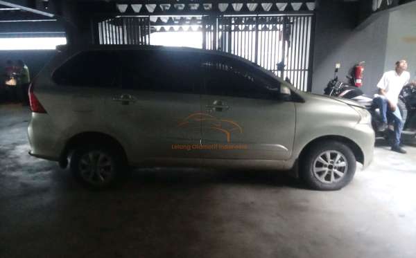 TOYOTA  AVANZA  G