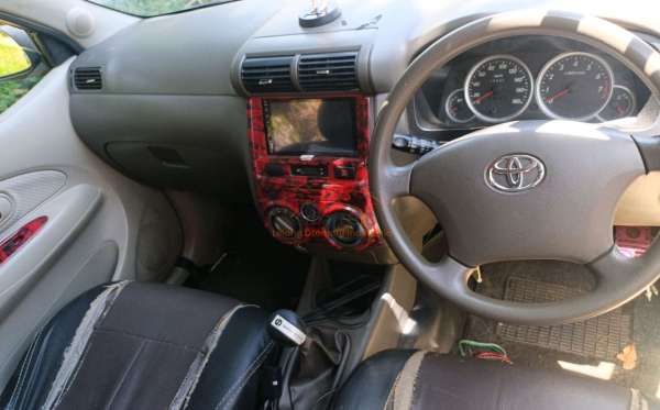 TOYOTA AVANZA