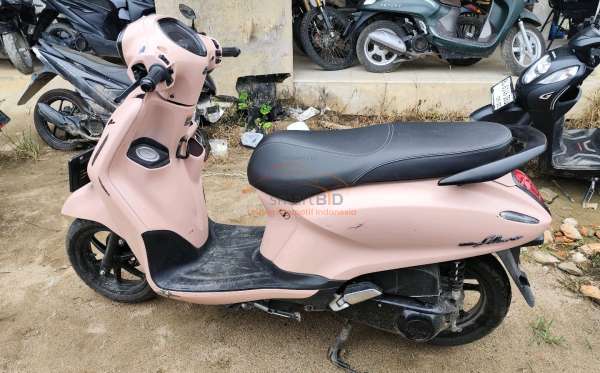 YAMAHA GRAND FILANO 125