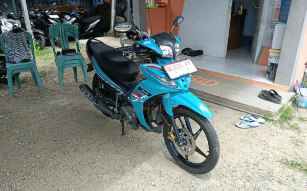 YAMAHA JUPITER Z1