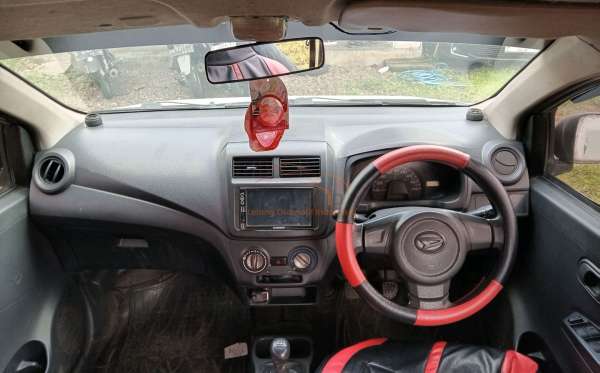 DAIHATSU AYLA 1.0 D