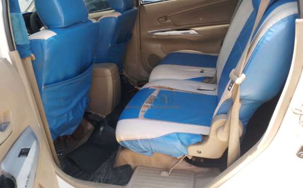 DAIHATSU  XENIA