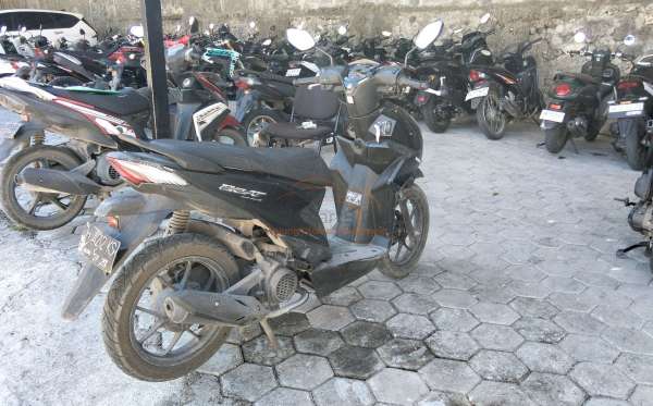 HONDA  BEAT