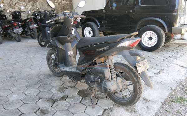HONDA  BEAT