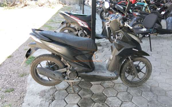 HONDA  BEAT
