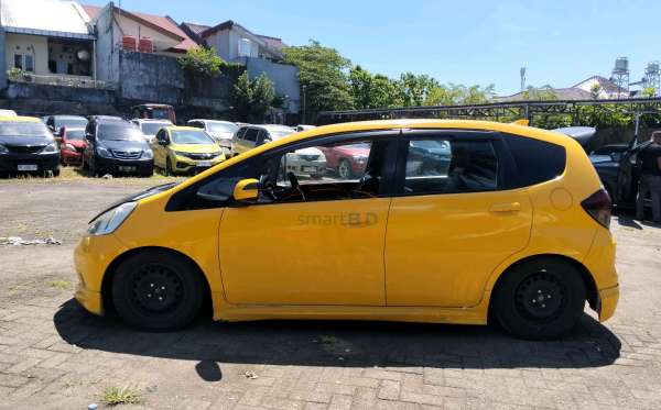HONDA JAZZ GE8 1.5 E