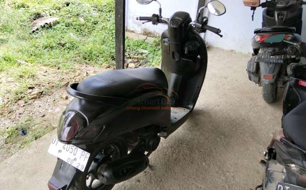HONDA  SCOOPY