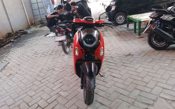 HONDA SCOOPY PRESTIGE