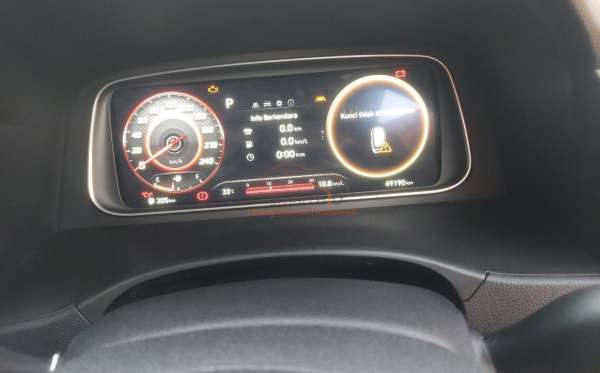 HYUNDAI CRETA PRIME AT TWO TONE R