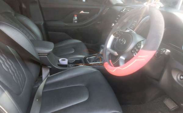 HYUNDAI CRETA PRIME AT TWO TONE R