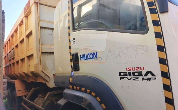ISUZU  FVZ34 U