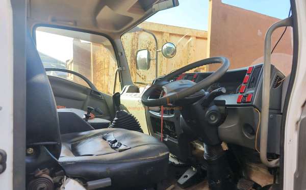 ISUZU  FVZ34 U