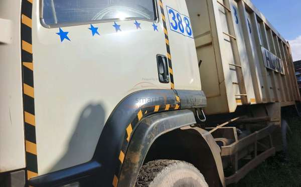 ISUZU  FVZ34 U