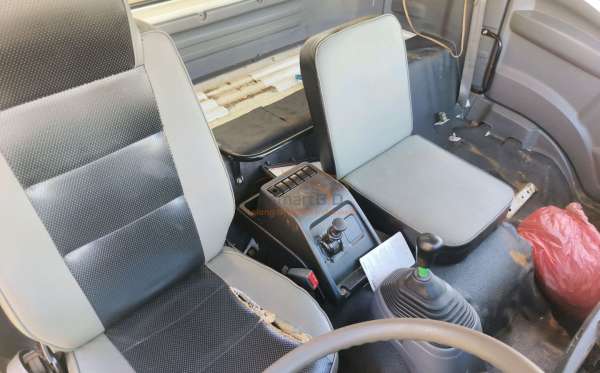 ISUZU  FVZ34 U