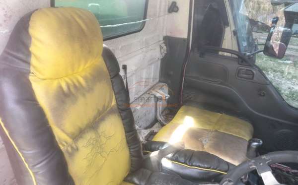 ISUZU  NKR  71 HD E2-2