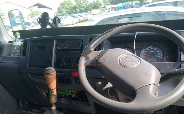 ISUZU NLR 85U
