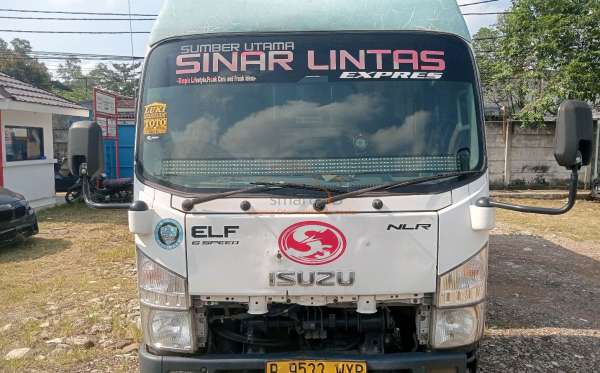 ISUZU NLR 85U