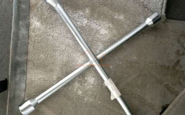 MAZDA BIANTE 2.0L 5 A/T