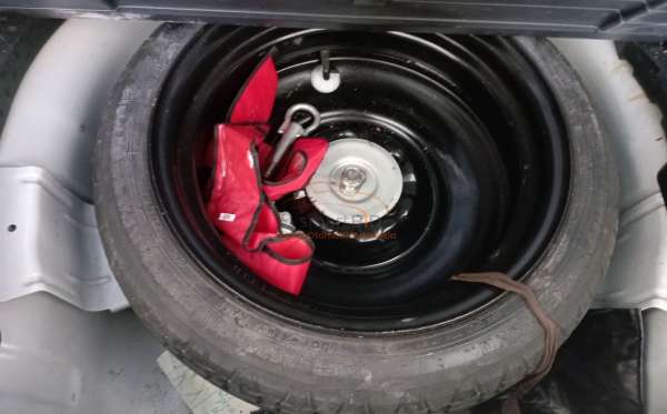 MAZDA BIANTE 2.0L 5 A/T