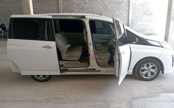 MAZDA BIANTE 2.0L 5 A/T