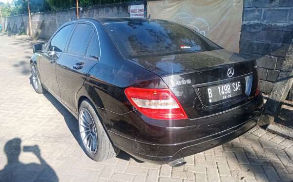 MERCEDES BENZ C 200