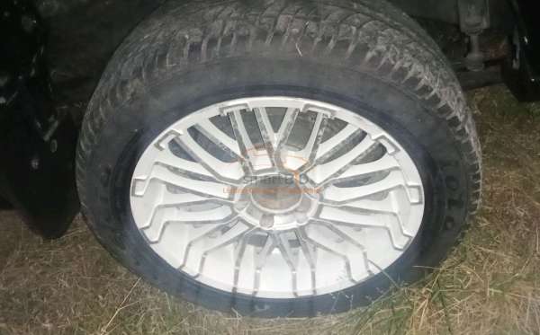 MITSUBISHI PAJERO SPORT 2.5 D EXCEED (4X2)
