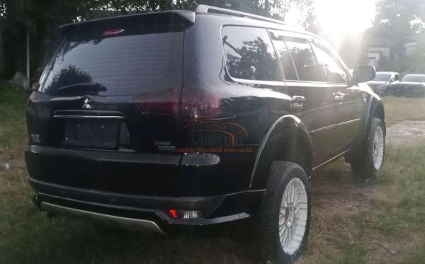MITSUBISHI PAJERO SPORT 2.5 D EXCEED (4X2)