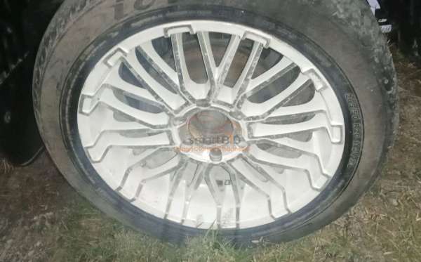 MITSUBISHI PAJERO SPORT 2.5 D EXCEED (4X2)