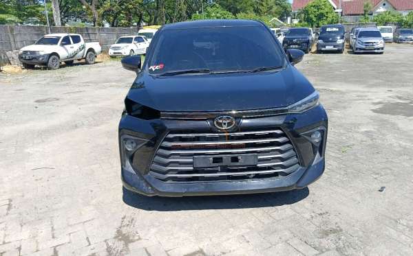 TOYOTA  AVANZA  G