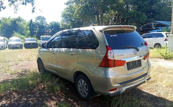 TOYOTA  AVANZA  G