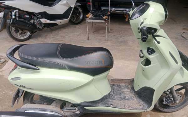 YAMAHA GRAND FILANO NEO HYBRID