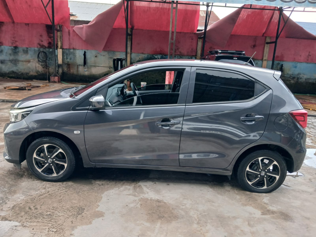 HONDA  BRIO  SATYA 1.2 E