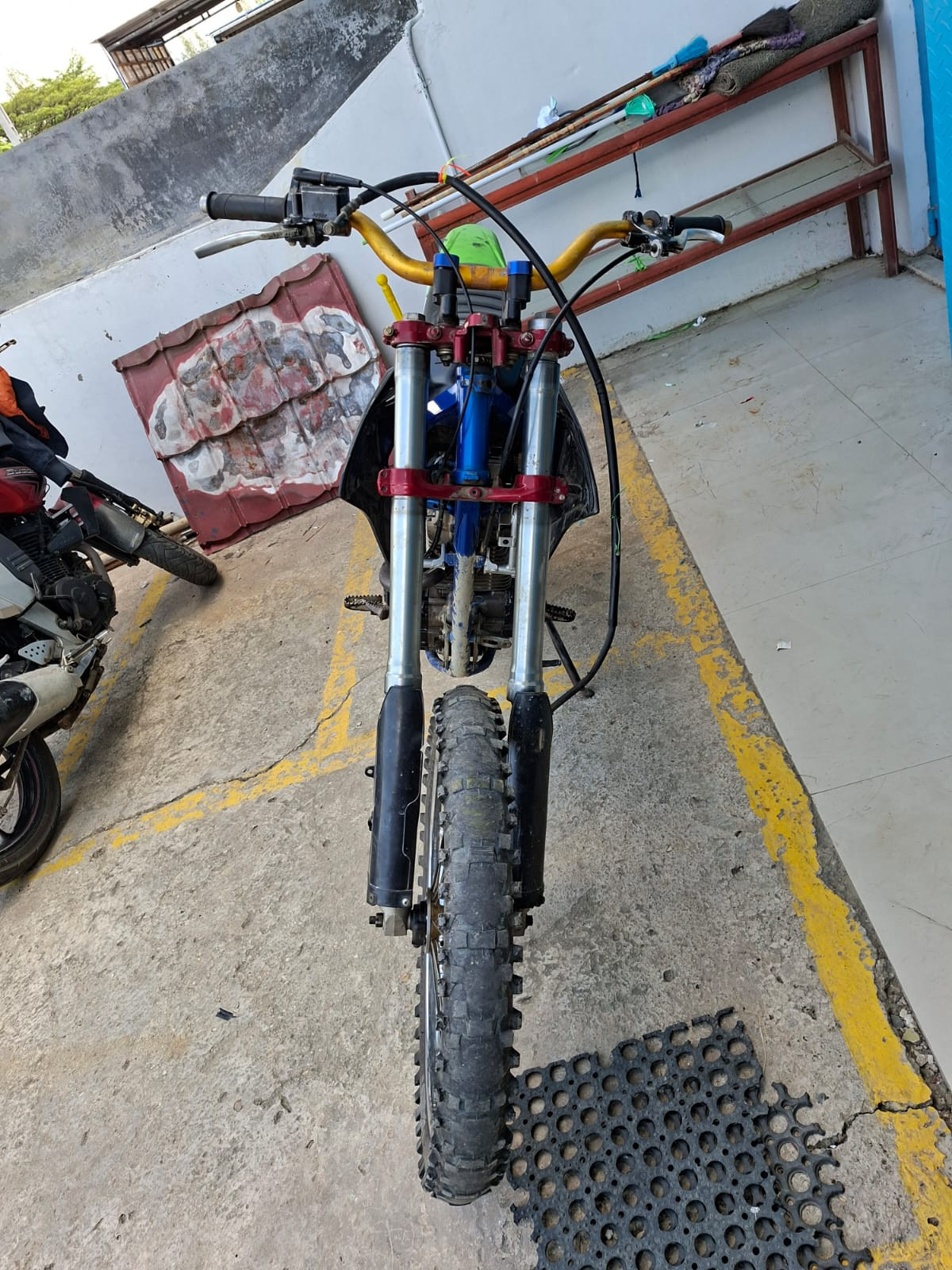 KAWASAKI KLX 150