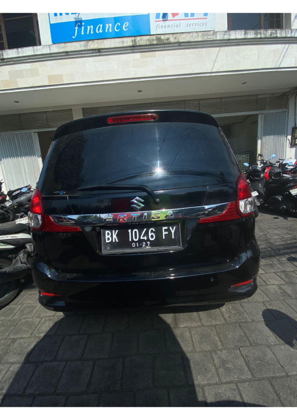 SUZUKI ERTIGA