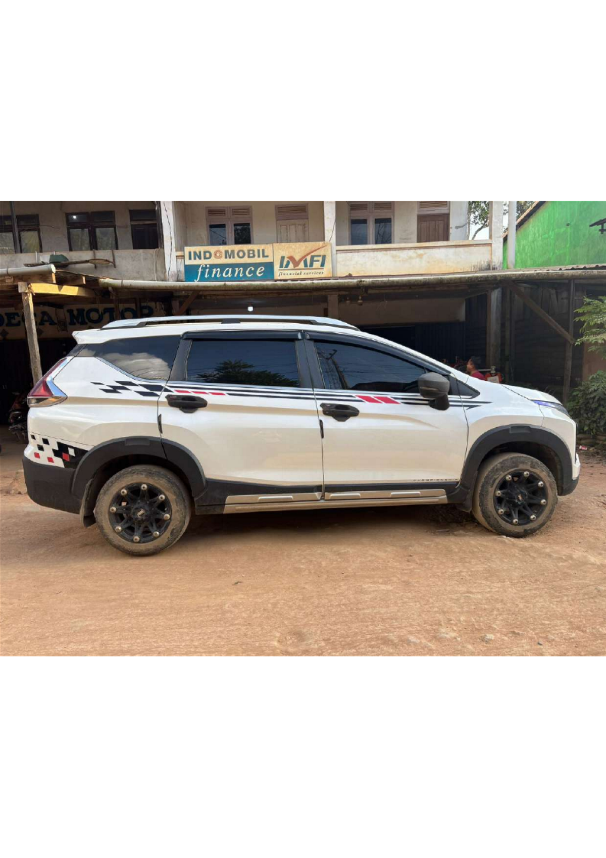 MITSUBISHI  XPANDER  CROSS 1.5 L