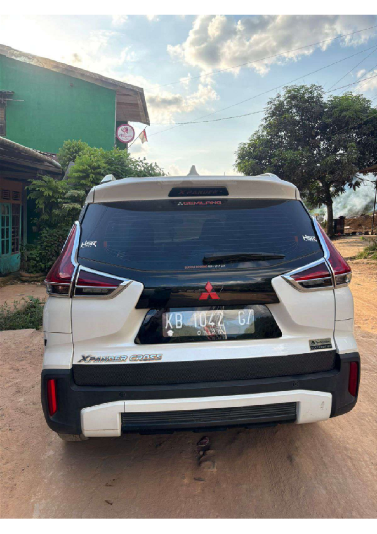 MITSUBISHI  XPANDER  CROSS 1.5 L