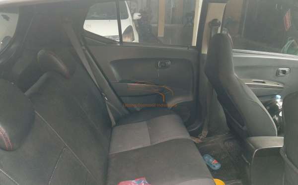 DAIHATSU AYLA