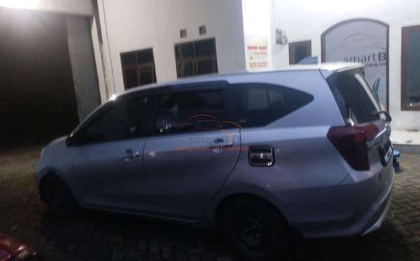 DAIHATSU SIGRA R