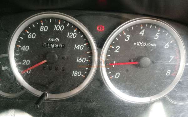 DAIHATSU XENIA