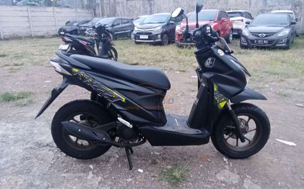 HONDA  BEAT STREET