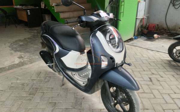 HONDA  SCOOPY