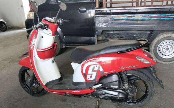 HONDA  SCOOPY
