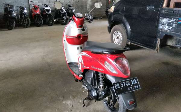 HONDA  SCOOPY