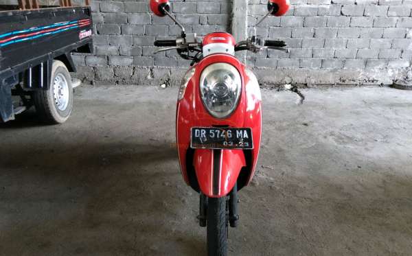 HONDA  SCOOPY