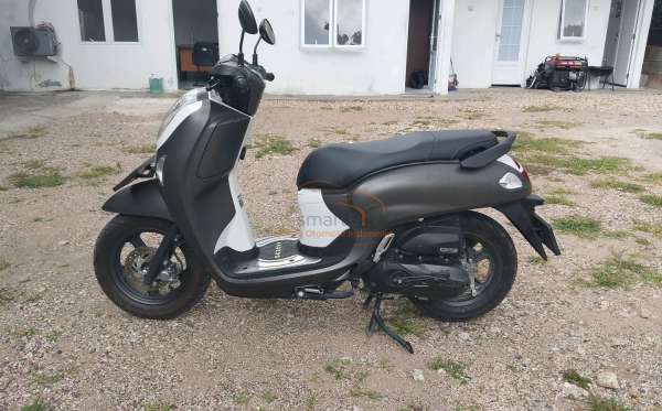 HONDA  SCOOPY