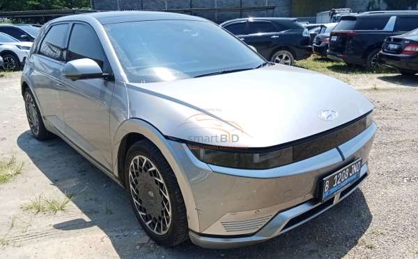 HYUNDAI IONIQ EV